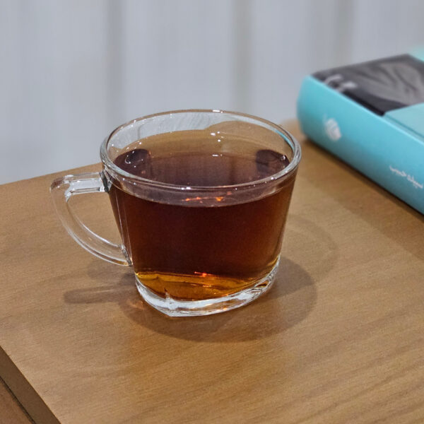 استکان شیشه ای شفاف و زیبای دلتا